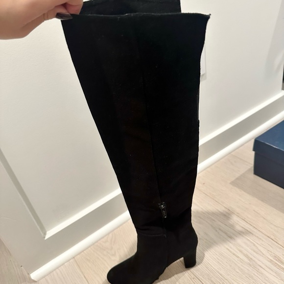 Size 6 Halogen Knee High Boots - Picture 2 of 6